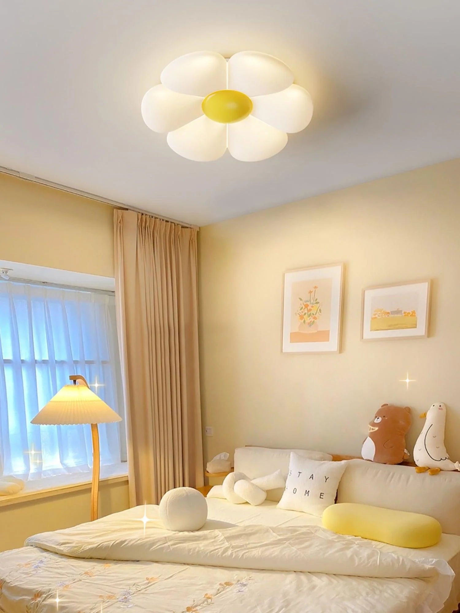 Six-leaf Flower Kids Room Ceiling Lamp - Yiarolight