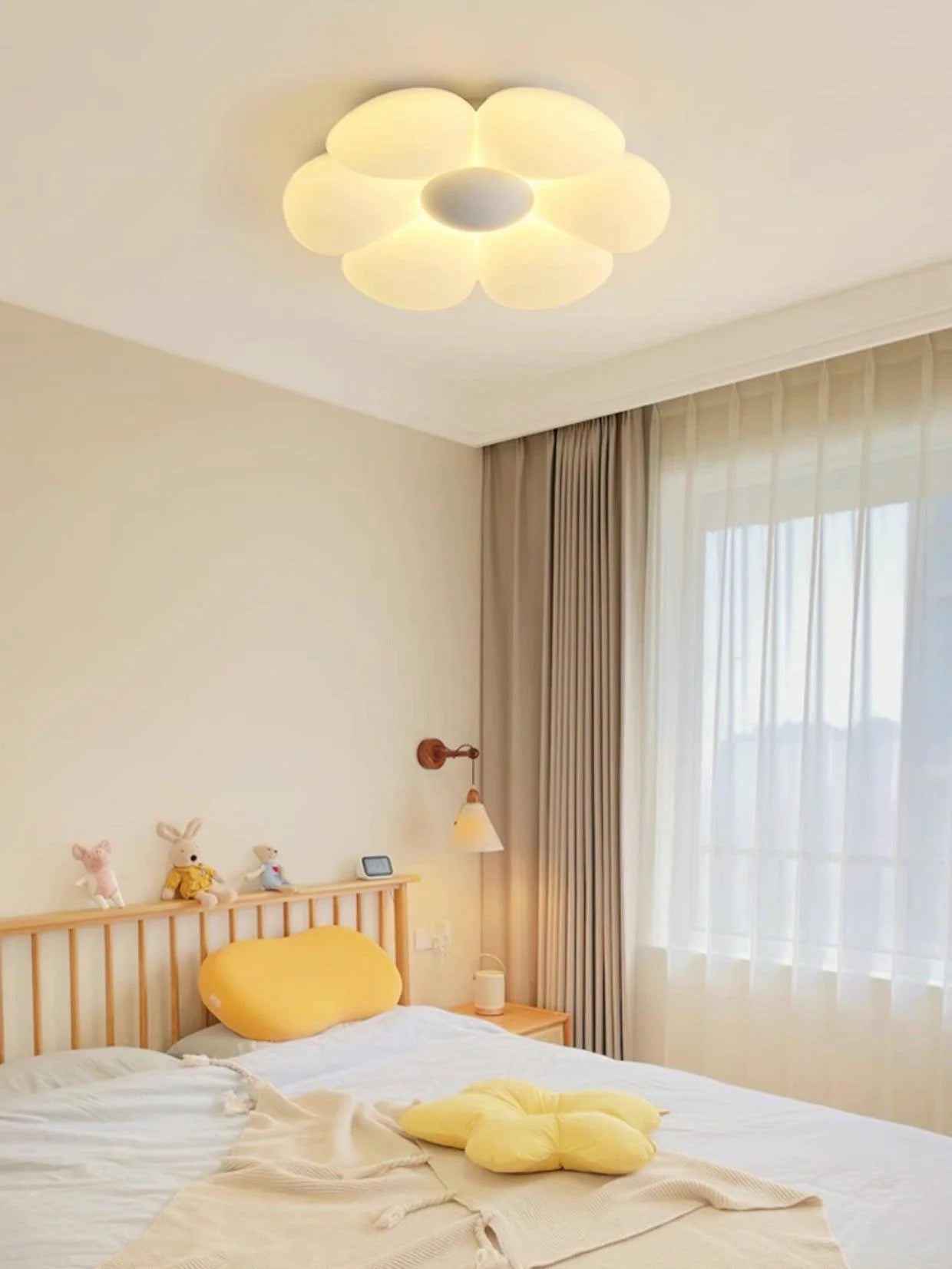 Six-leaf Flower Kids Room Ceiling Lamp - Yiarolight