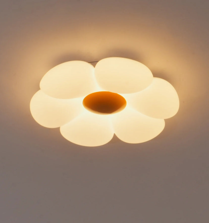 Six-leaf Flower Kids Room Ceiling Lamp - Yiarolight
