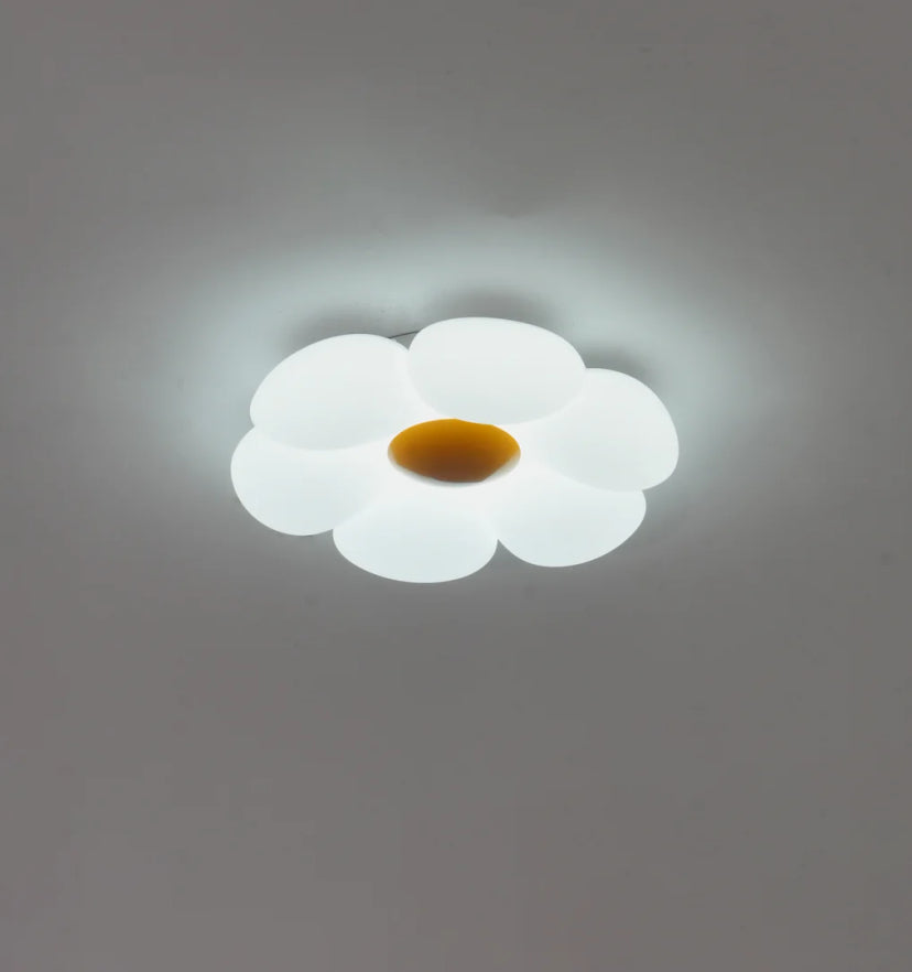 Six-leaf Flower Kids Room Ceiling Lamp - Yiarolight