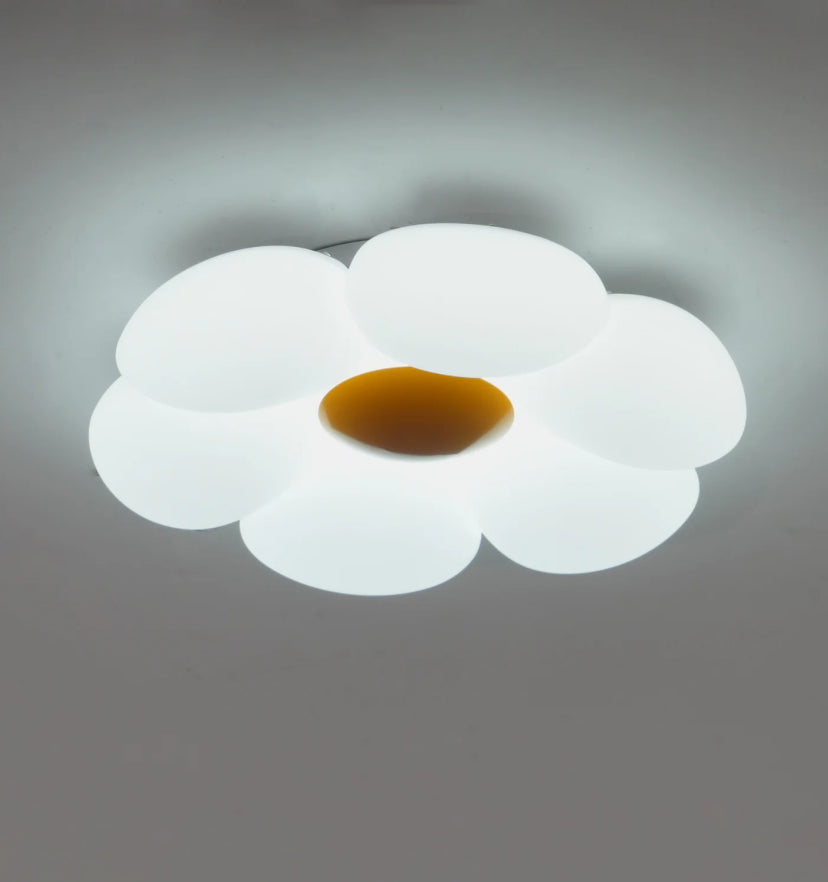 Six-leaf Flower Kids Room Ceiling Lamp - Yiarolight