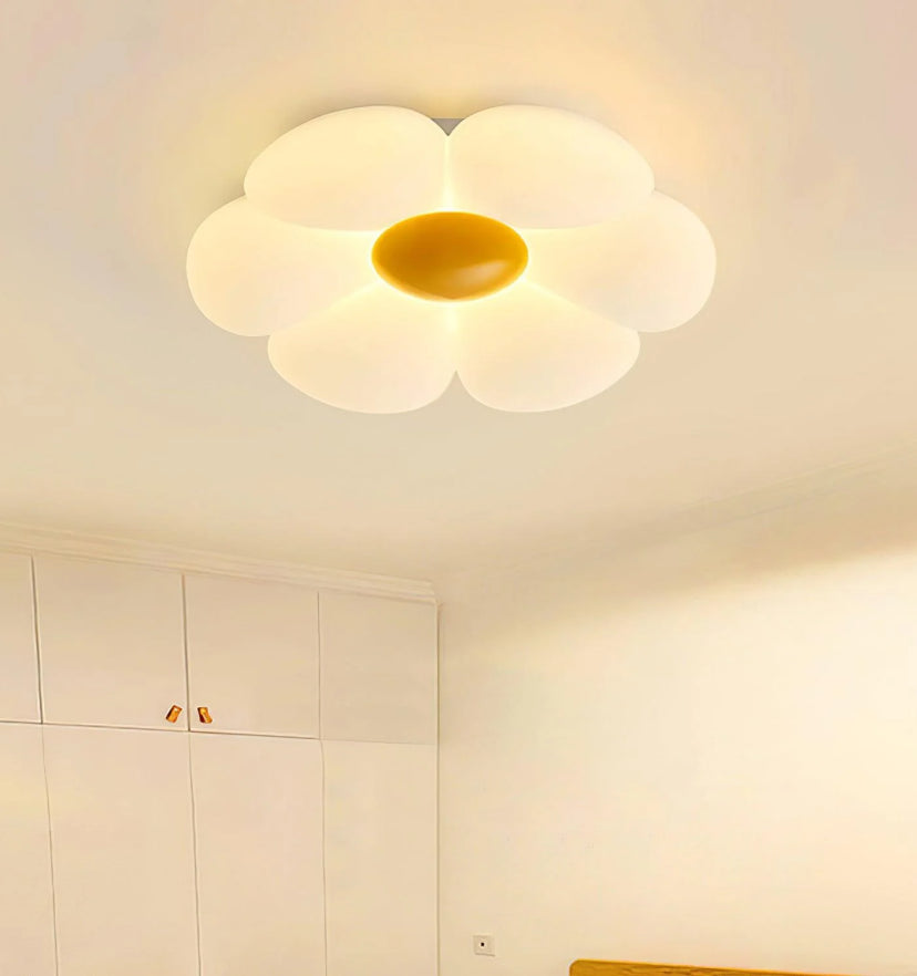 Six-leaf Flower Kids Room Ceiling Lamp - Yiarolight