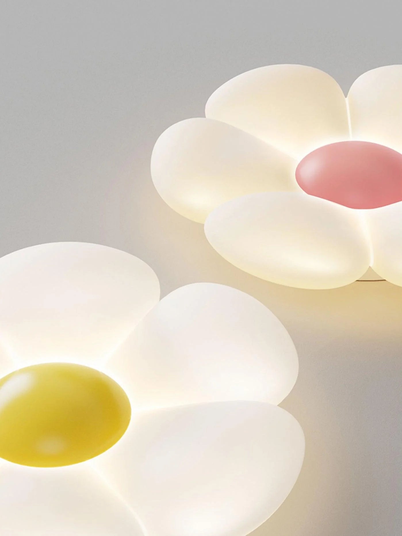 Six-leaf Flower Kids Room Ceiling Lamp - Yiarolight