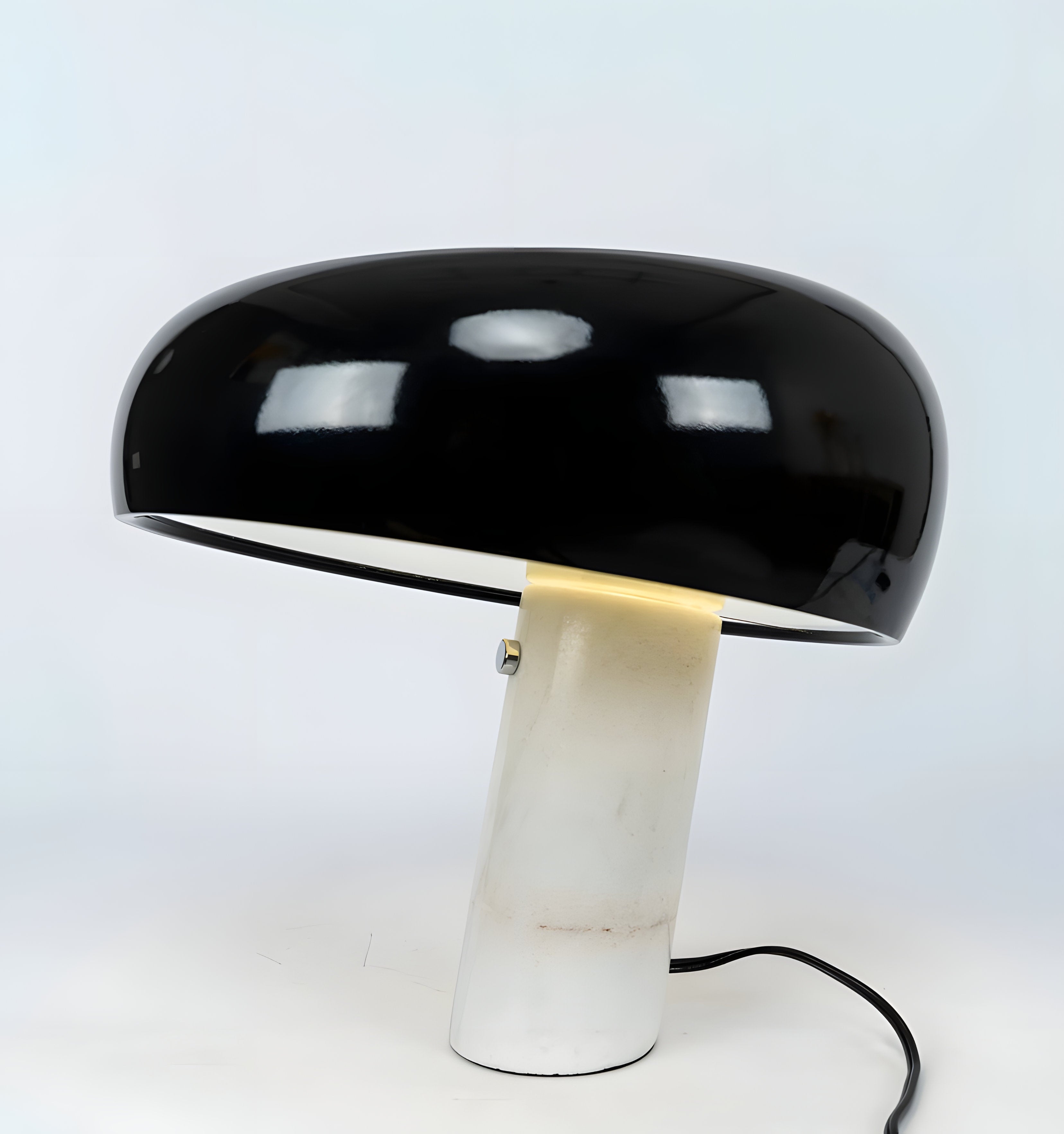 Nucleus Marble Table Lamp - Yiarolight