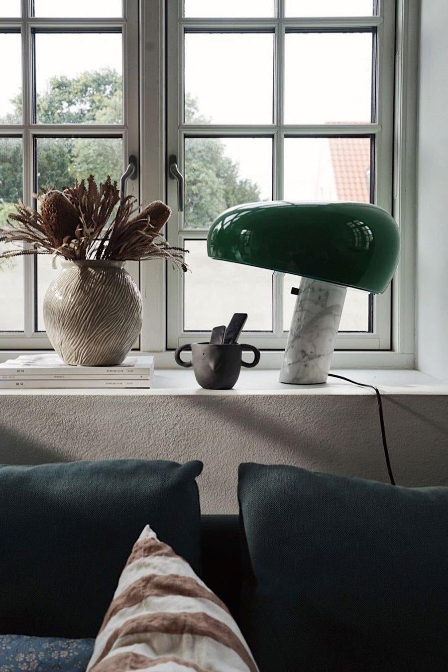 Nucleus Marble Table Lamp - Yiarolight