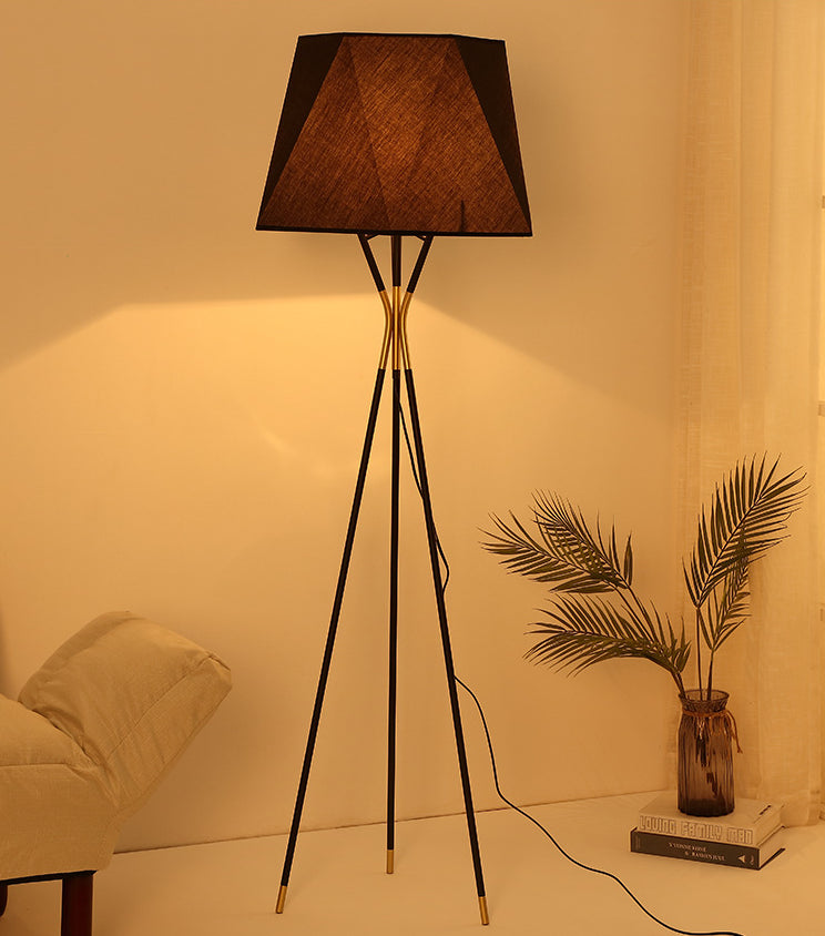 Solitaire Floor Lamp - Yiarolight