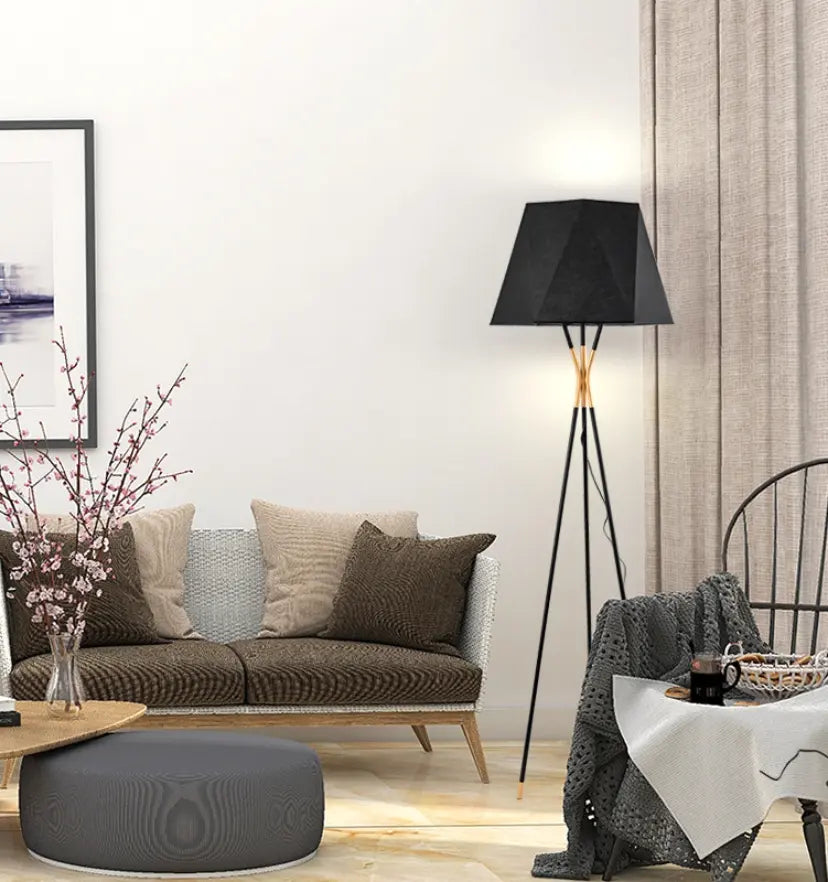 Solitaire Floor Lamp - Yiarolight
