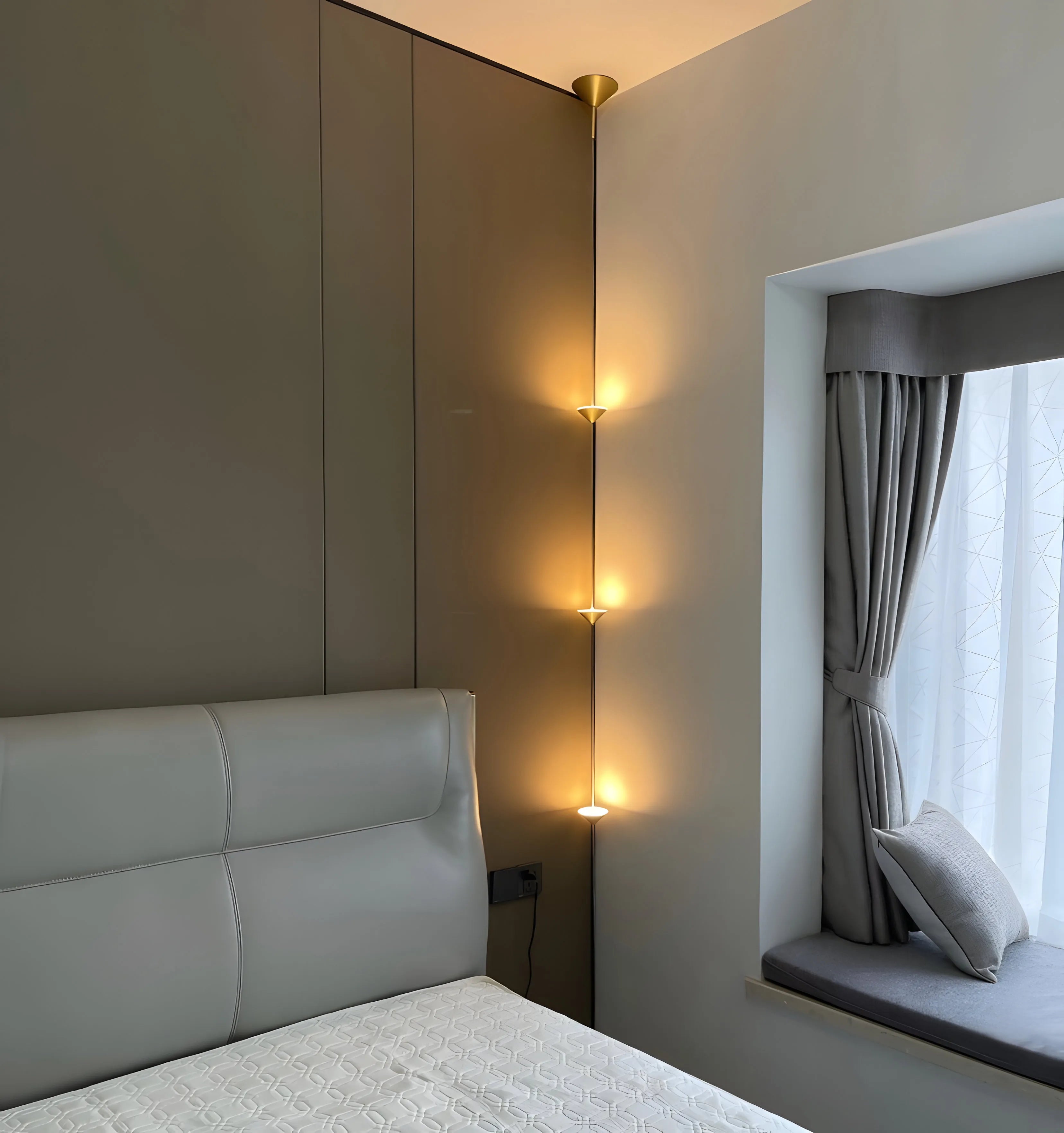 Soreluna Floor Lamp - Yiarolight