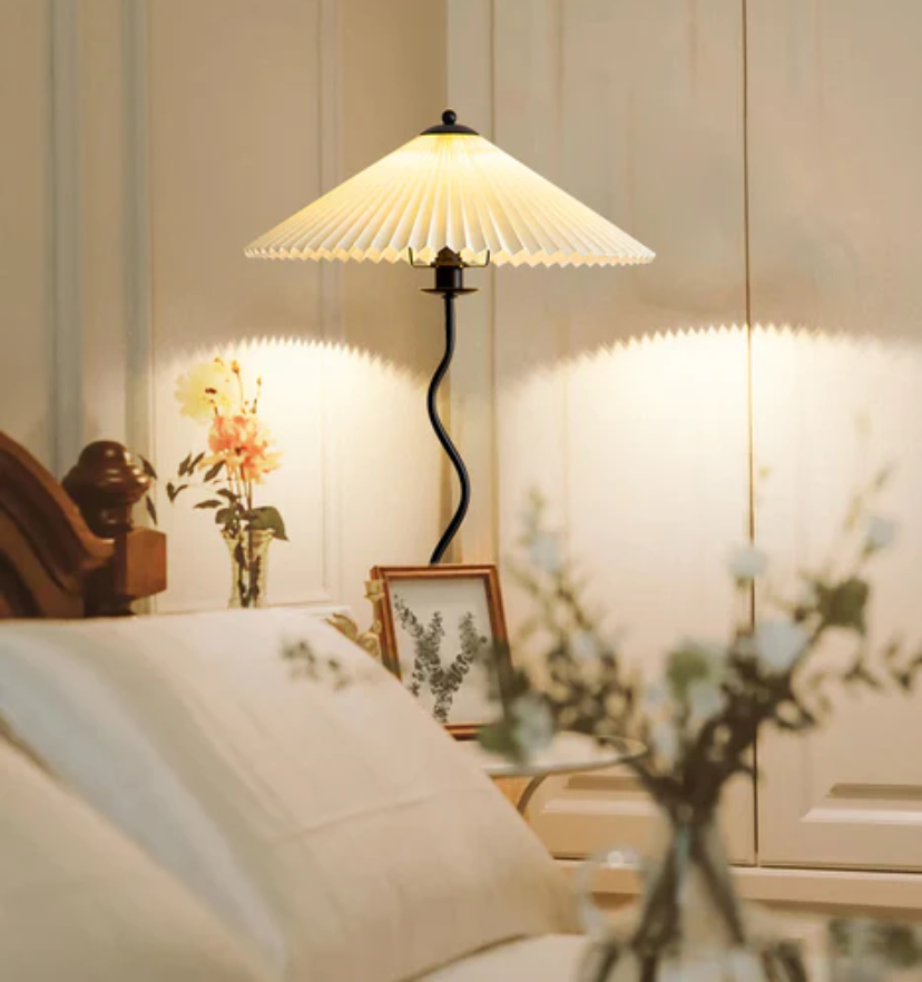 Squiggle Floor Lamp - Yiarolight