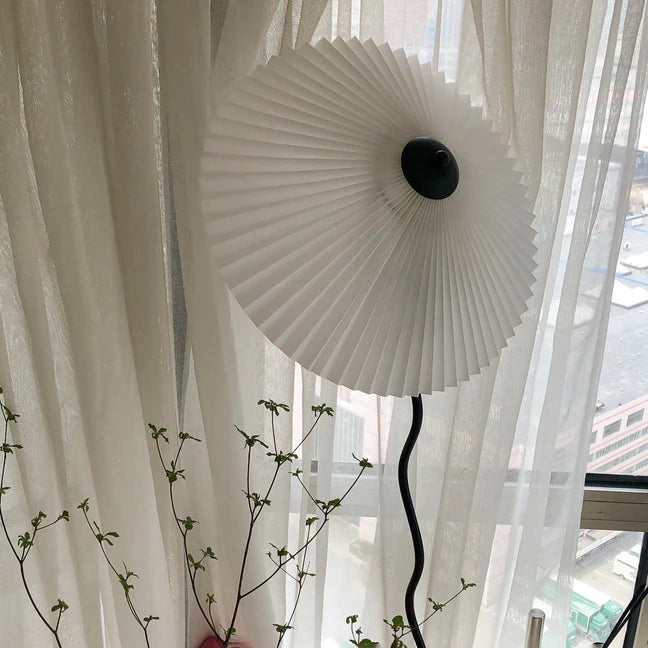 Squiggle Floor Lamp - Yiarolight