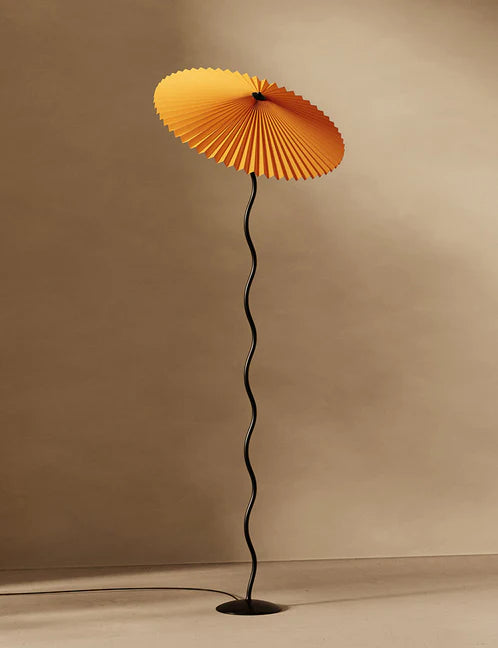Squiggle Floor Lamp - Yiarolight