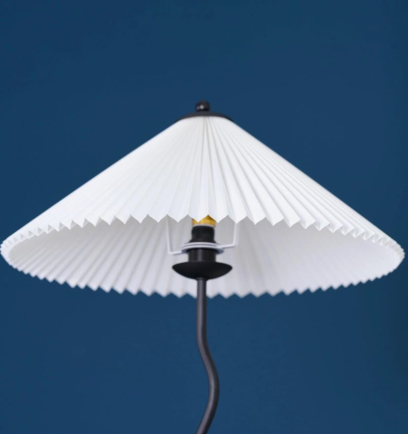 Squiggle Floor Lamp - Yiarolight