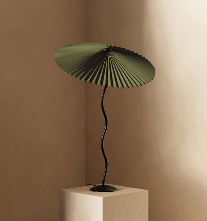 Squiggle Table Lamp - Yiarolight