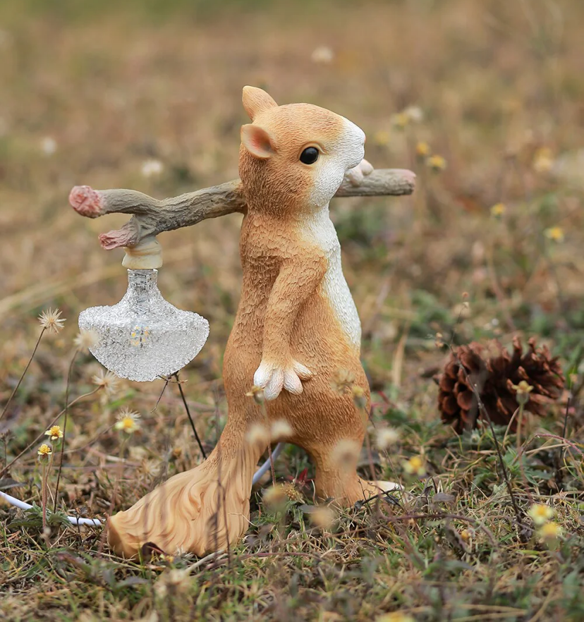 Squirrel Table Lamp - Yiarolight