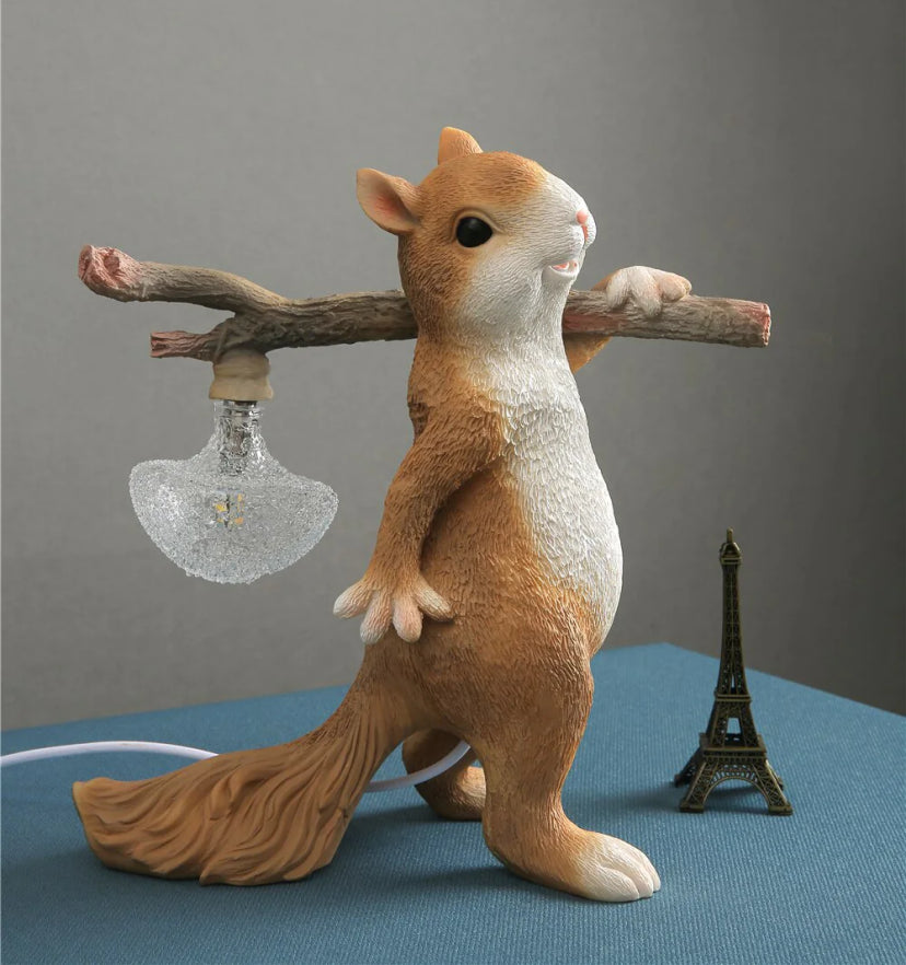 Squirrel Table Lamp - Yiarolight