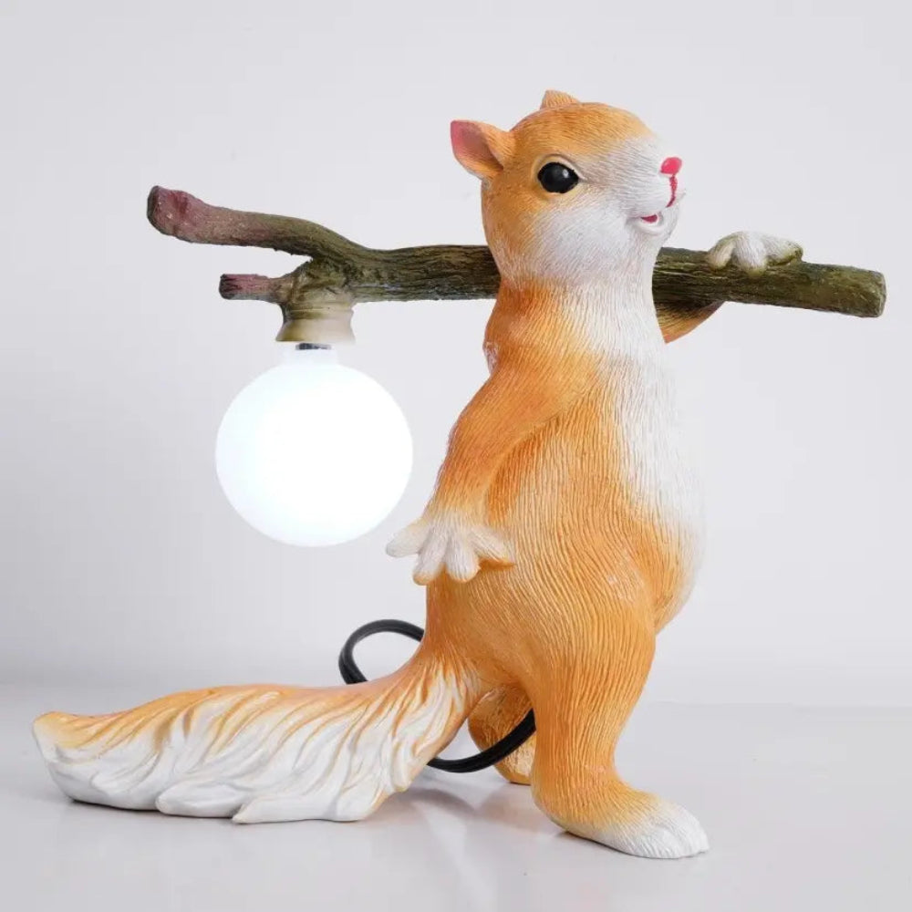Squirrel Table Lamp - Yiarolight