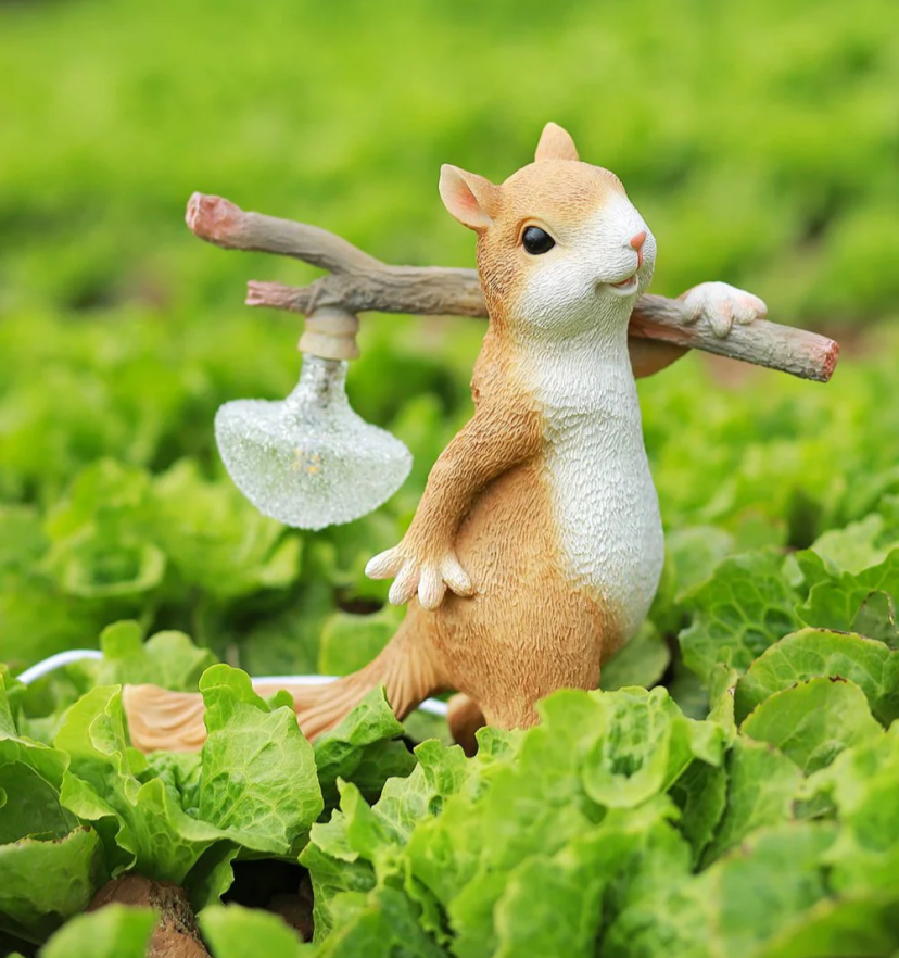 Squirrel Table Lamp - Yiarolight