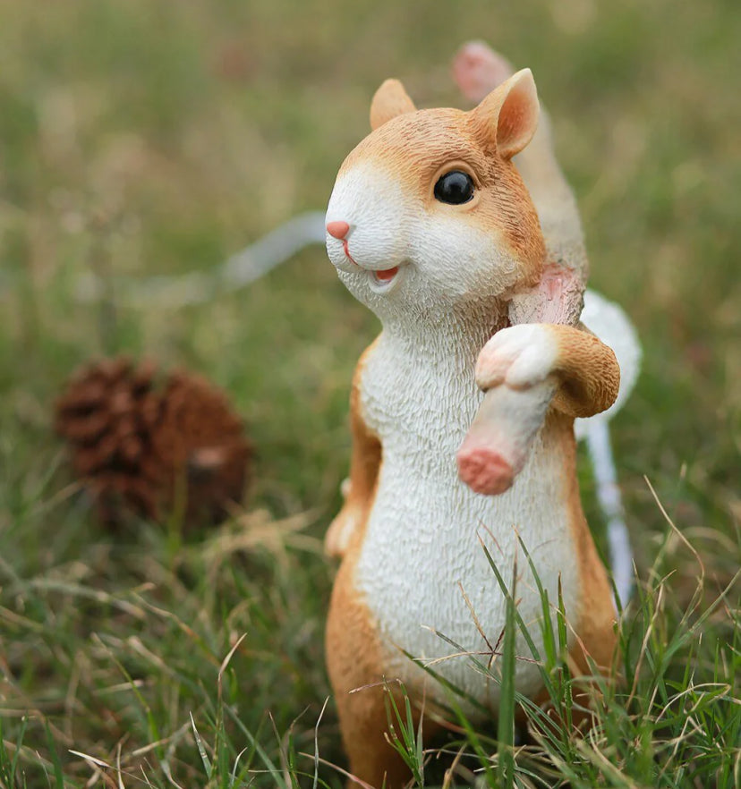 Squirrel Table Lamp - Yiarolight