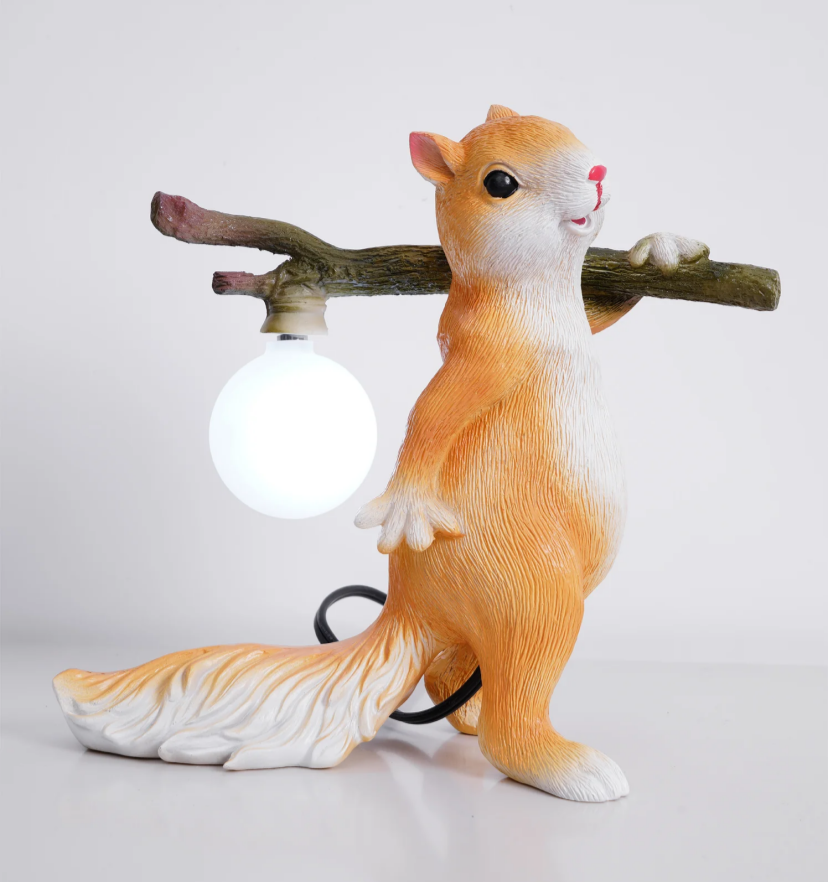 Squirrel Table Lamp - Yiarolight