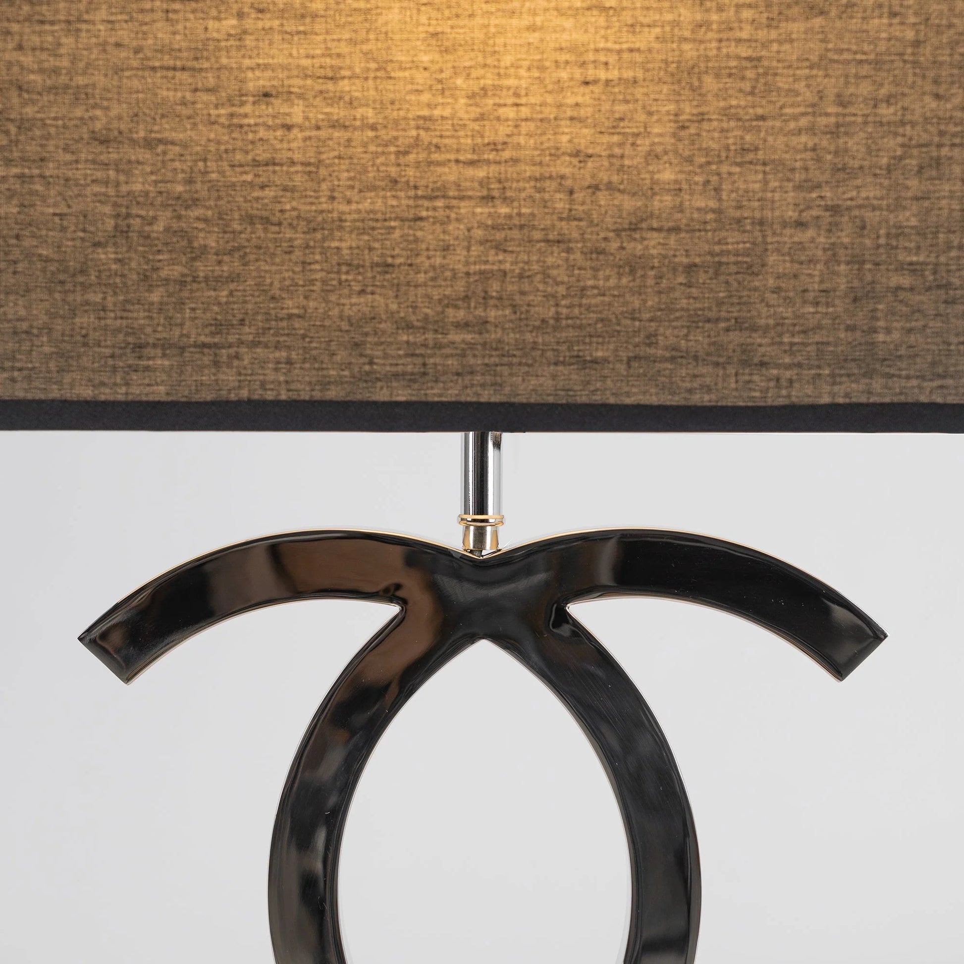 Stainless Steel Table Lamp - Yiarolight