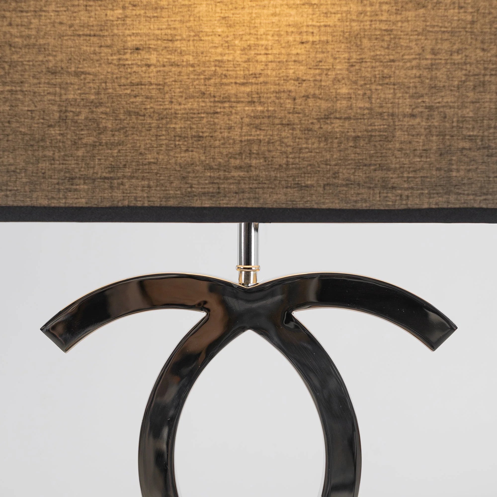 Stainless Steel Table Lamp - Yiarolight