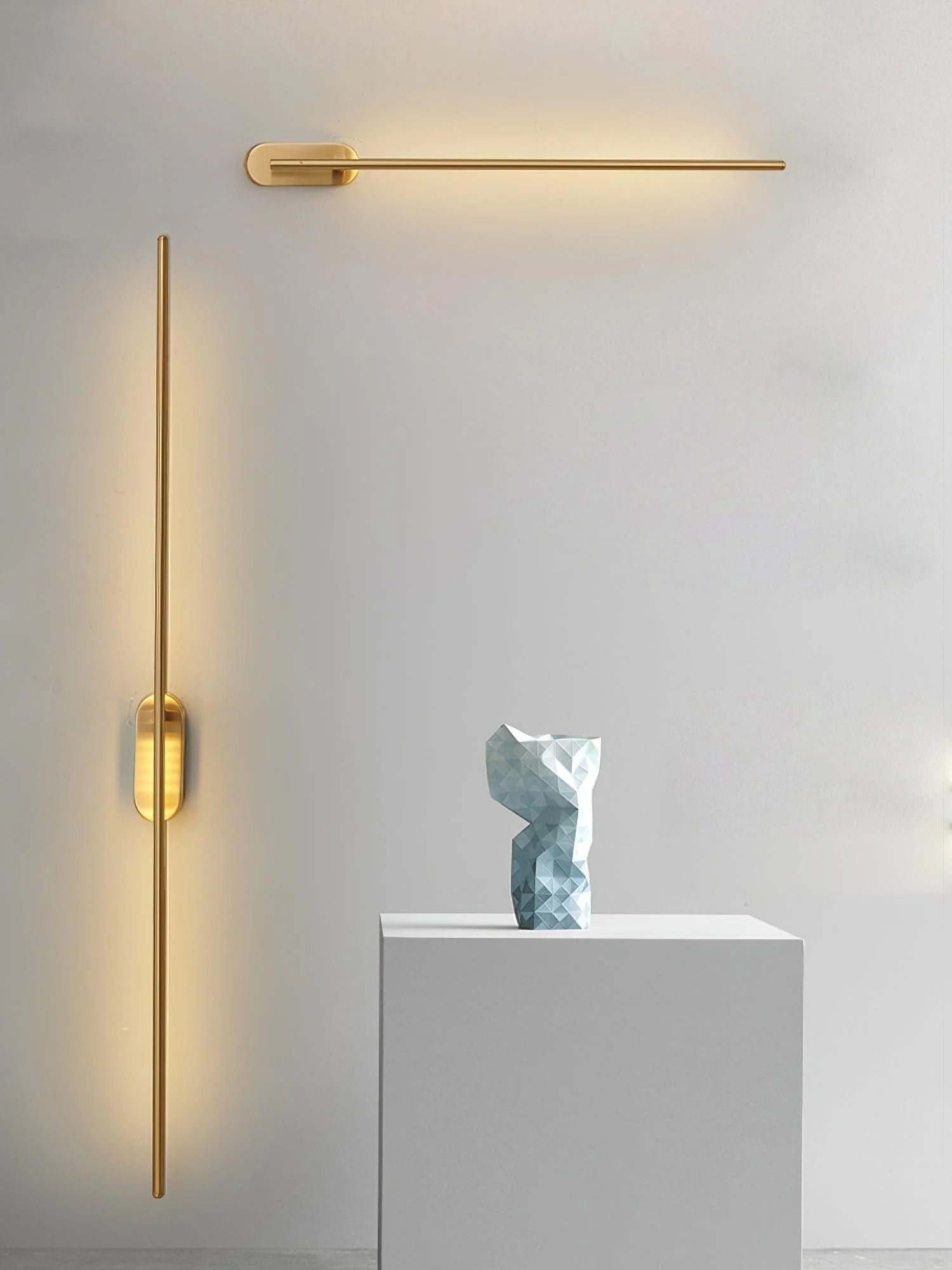 Stick Shaped Metal Wall Lamp - Yiarolight