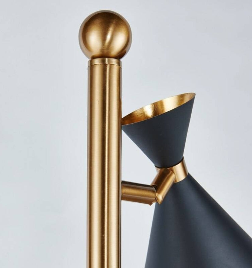 Stilnovo Adjustable Floor Lamp - Yiarolight