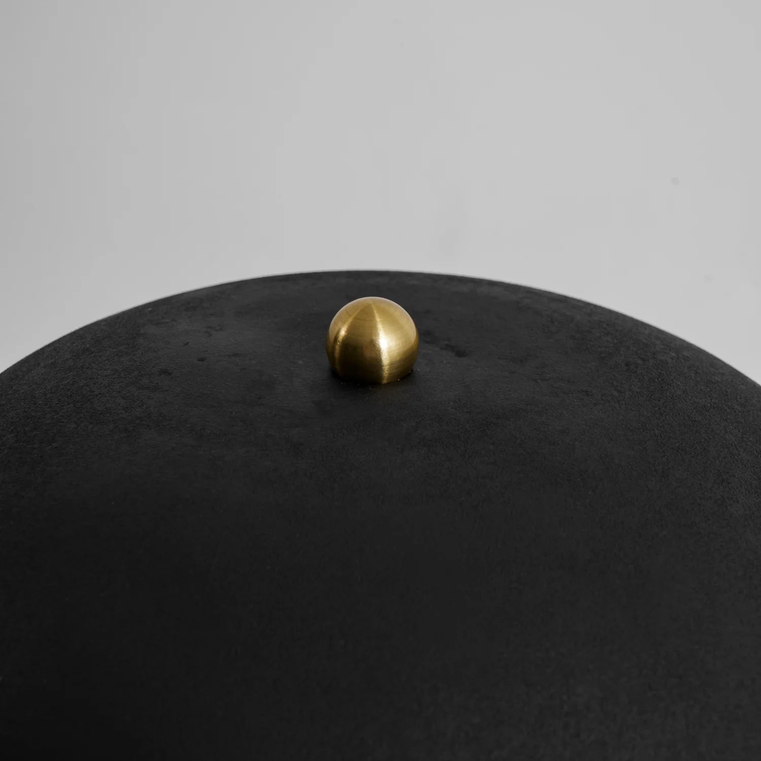 Stria Table Lamp - Yiarolight