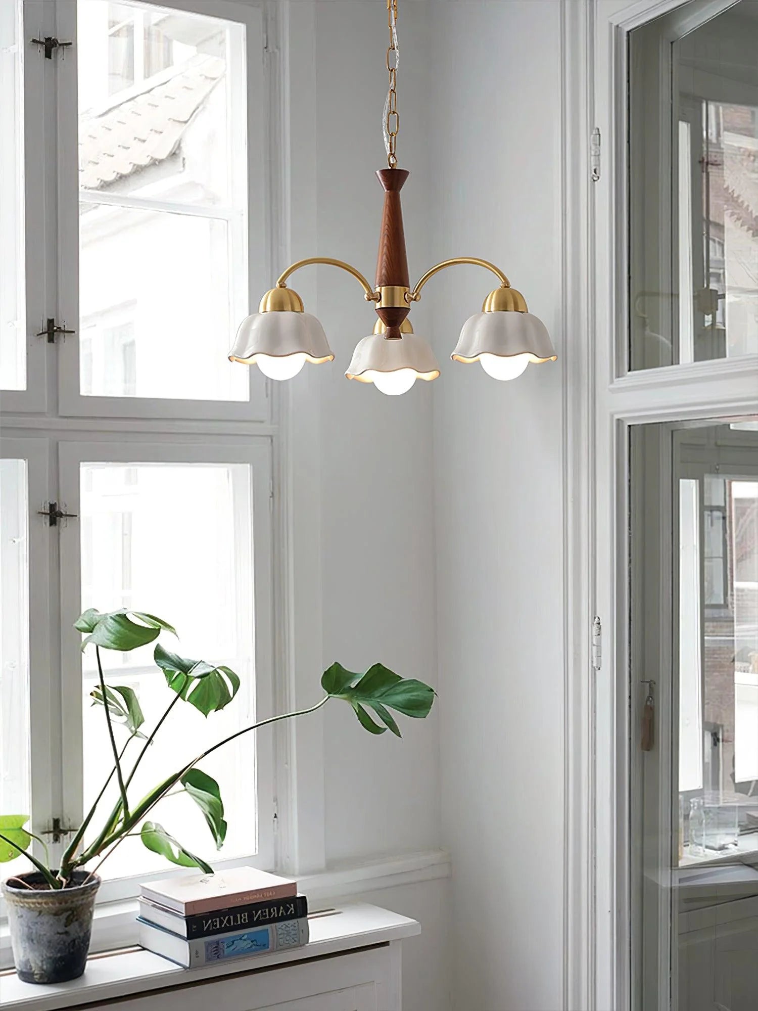 Swedish Modern Gold Chandelier - Yiarolight