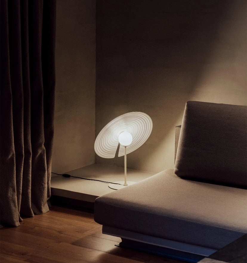 Symphony 6946 Table Lamp - Yiarolight