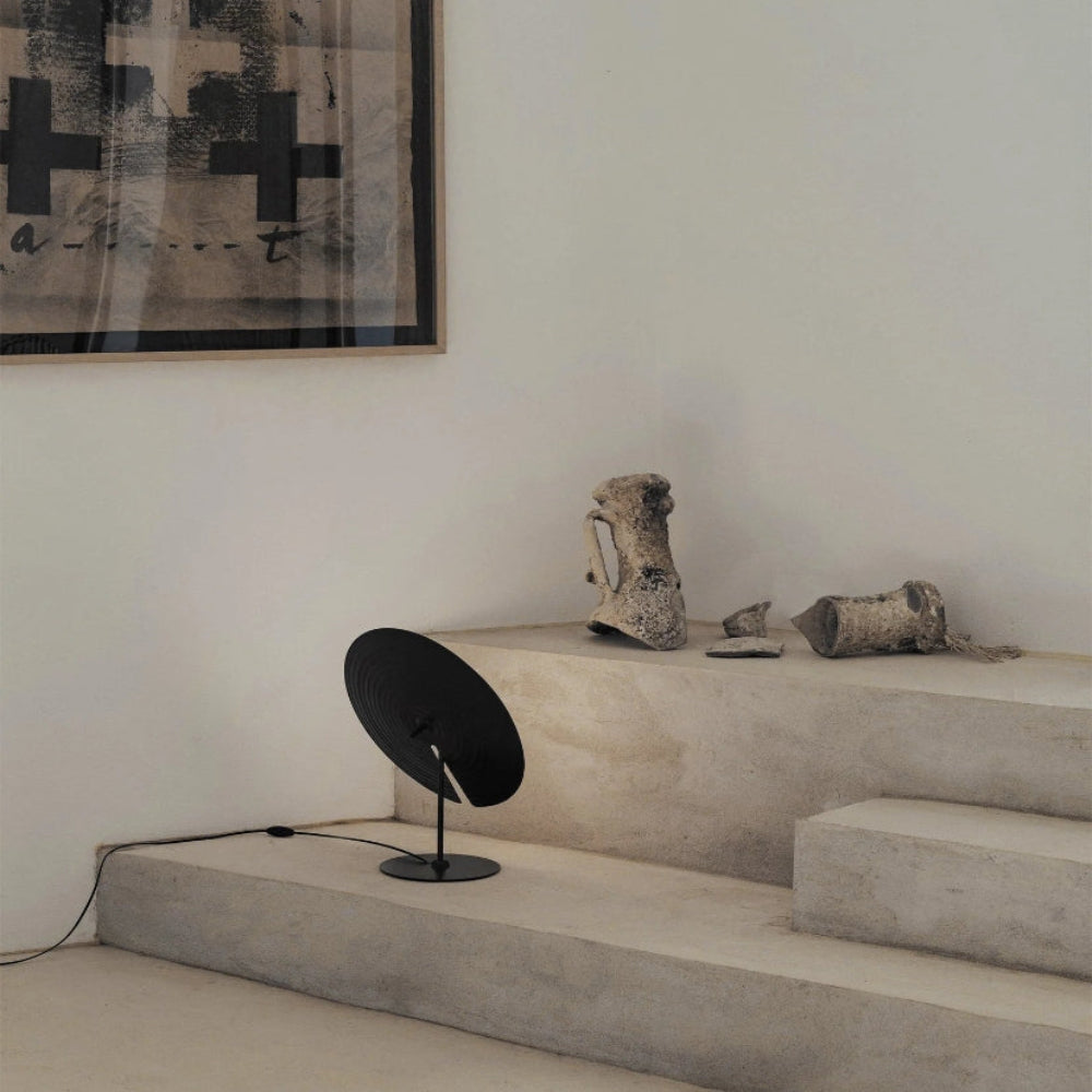 Symphony 6946 Table Lamp - Yiarolight