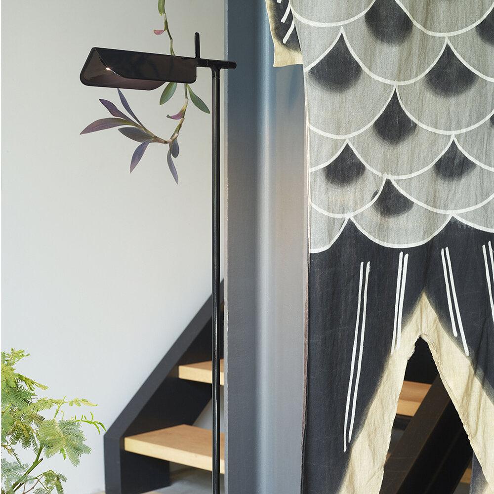 Pivot Ease Floor Lamp - Yiarolight