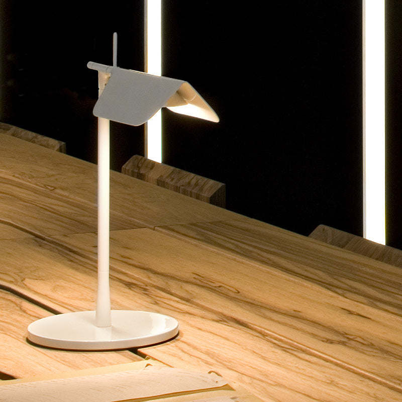 Pivot Ease Table Lamp - Yiarolight