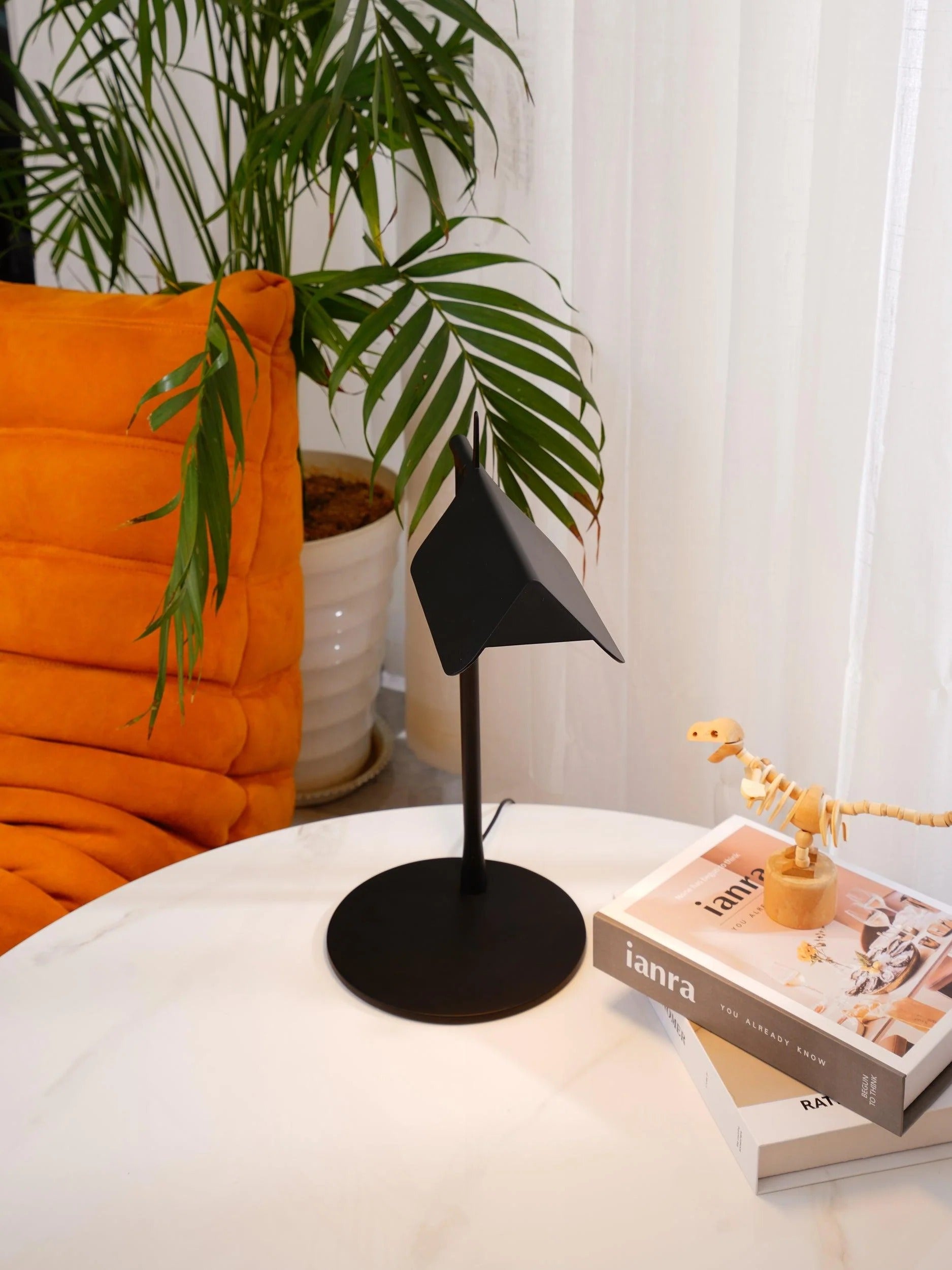 Pivot Ease Table Lamp - Yiarolight