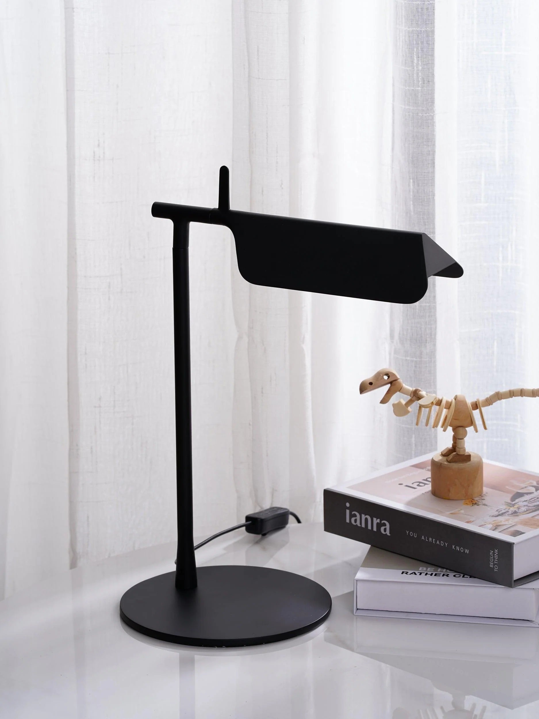 Pivot Ease Table Lamp - Yiarolight