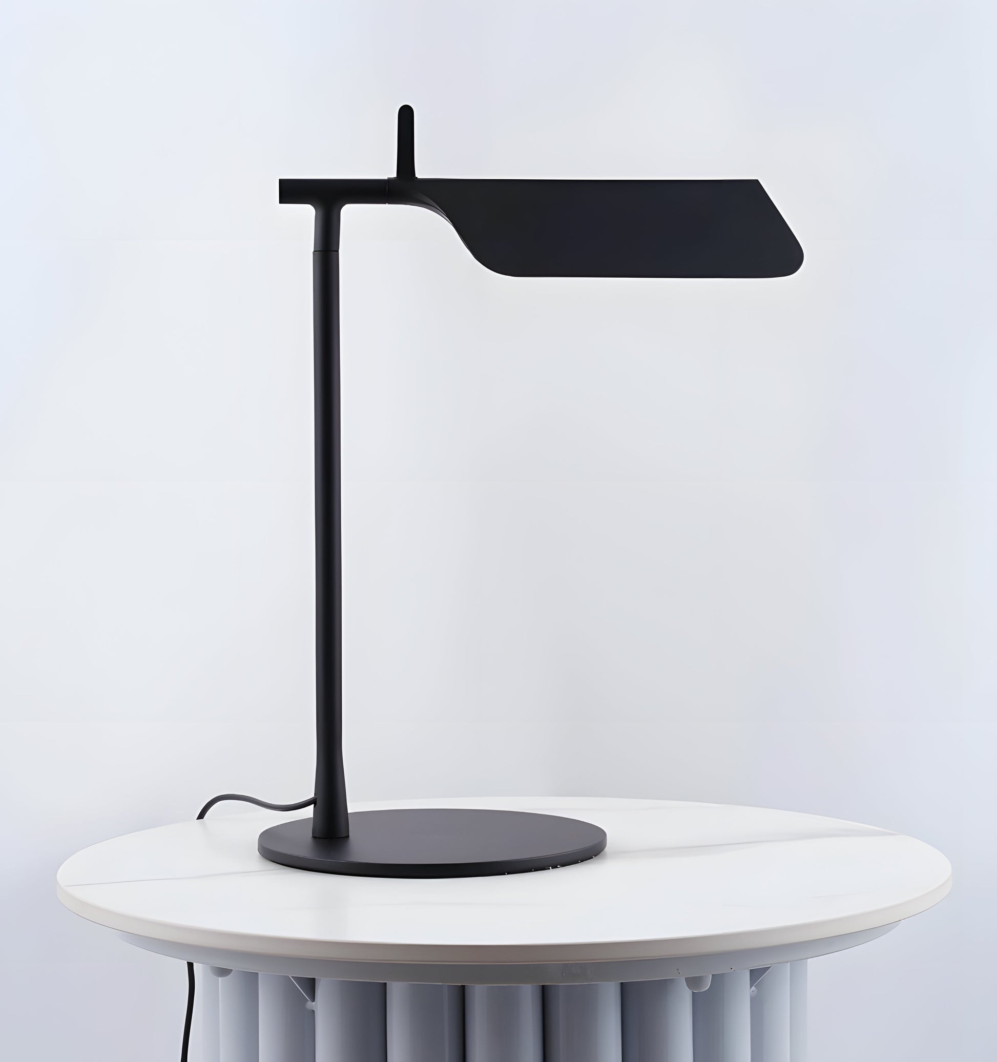 Pivot Ease Table Lamp - Yiarolight