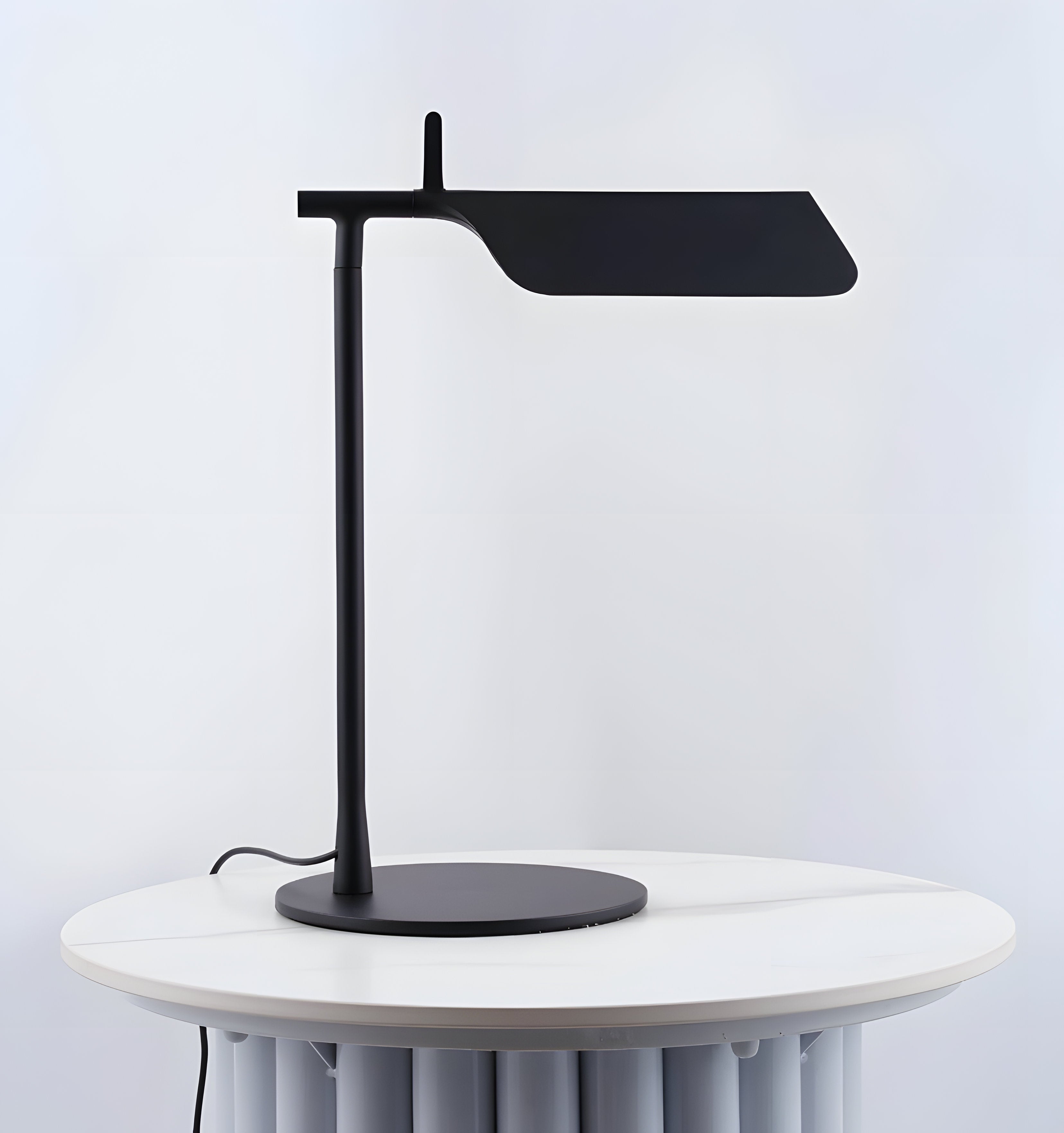 Pivot Ease Table Lamp - Yiarolight