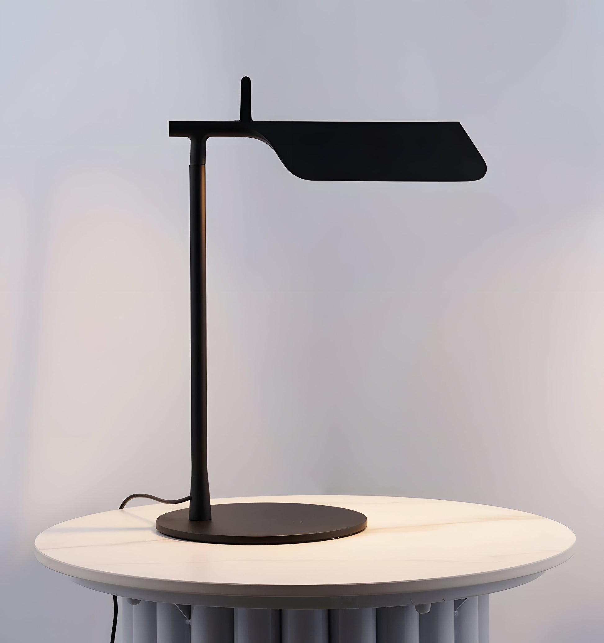 Pivot Ease Table Lamp - Yiarolight