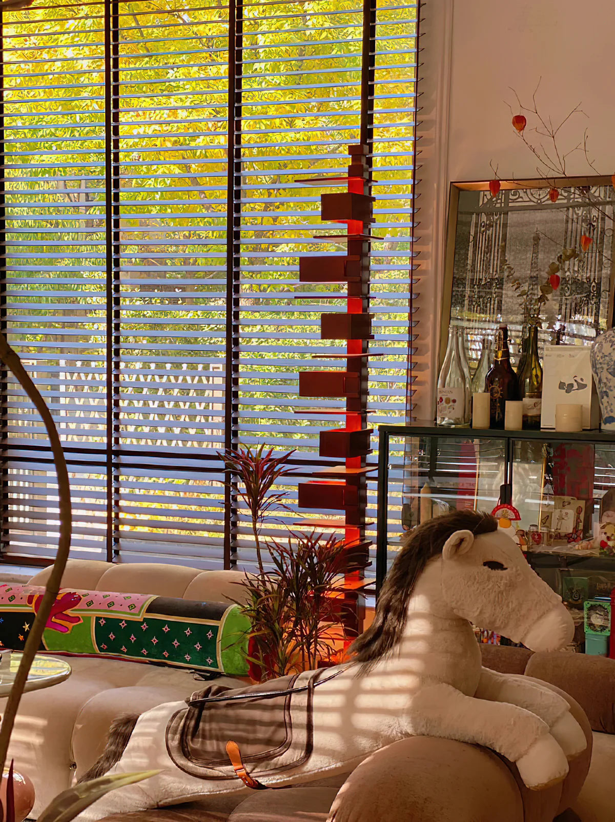 Taliesin Floor Lamp - Yiarolight