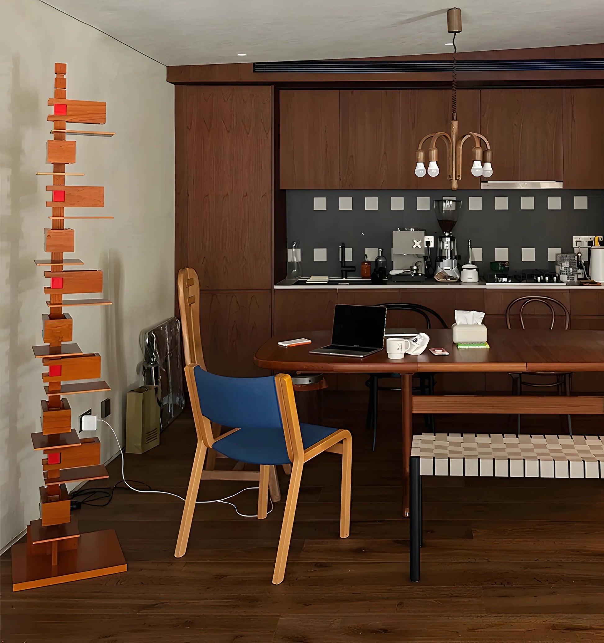 Taliesin Floor Lamp - Yiarolight
