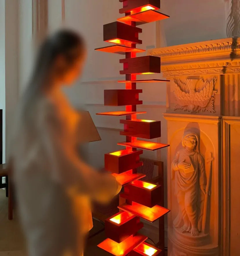 Taliesin Floor Lamp - Yiarolight