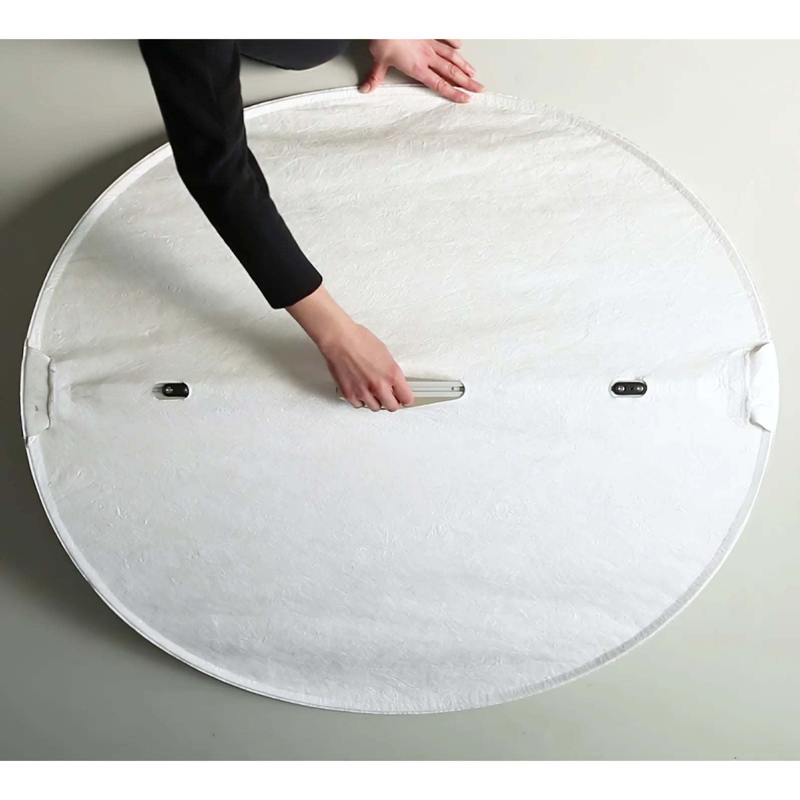 Tense Tyvek Pendant Lamp - Yiarolight