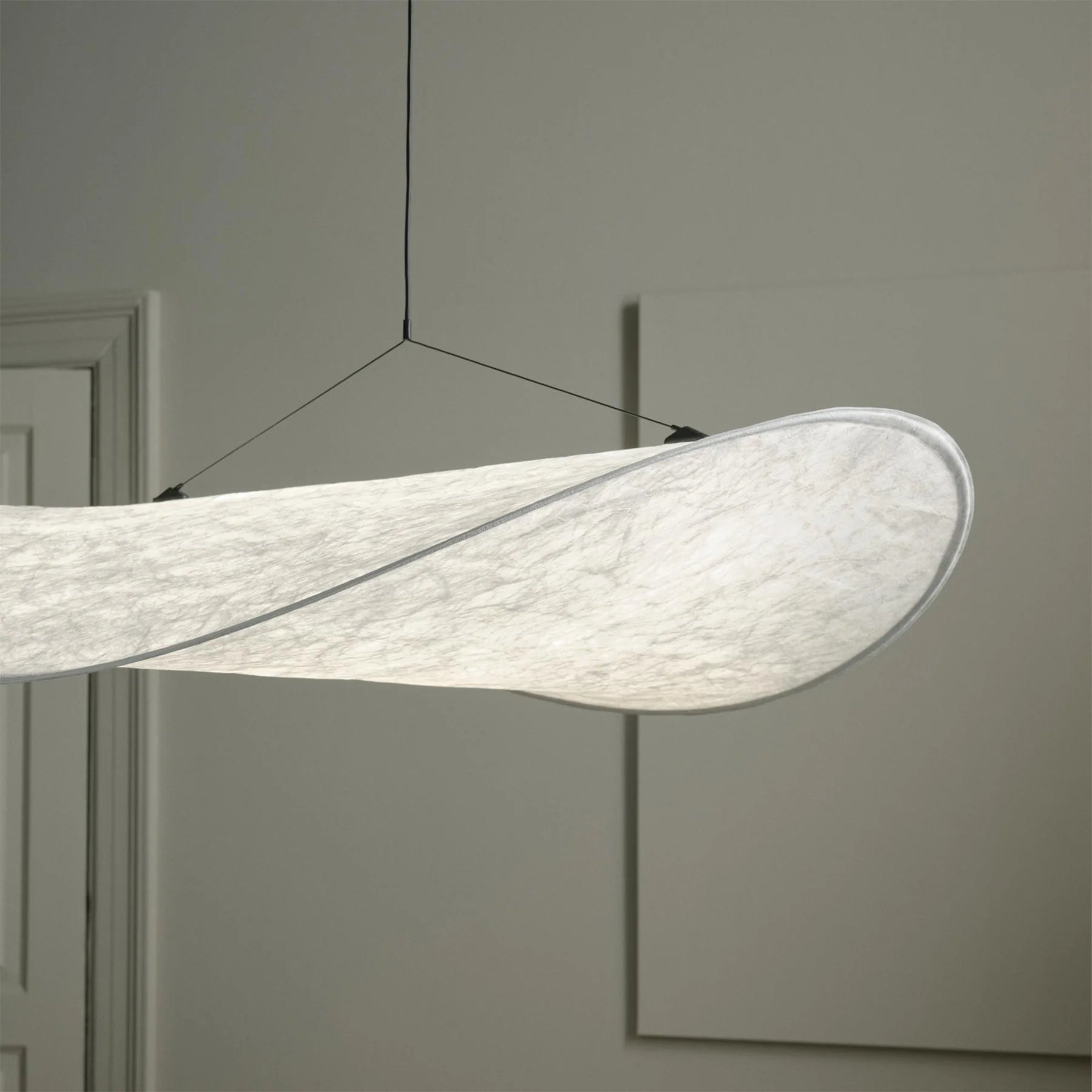Tense Tyvek Pendant Lamp - Yiarolight
