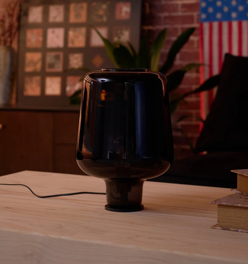 Teutonic Glass Table Lamp - Yiarolight