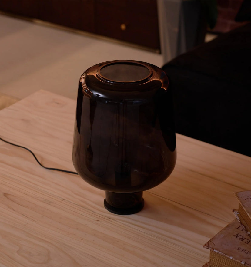 Teutonic Glass Table Lamp - Yiarolight