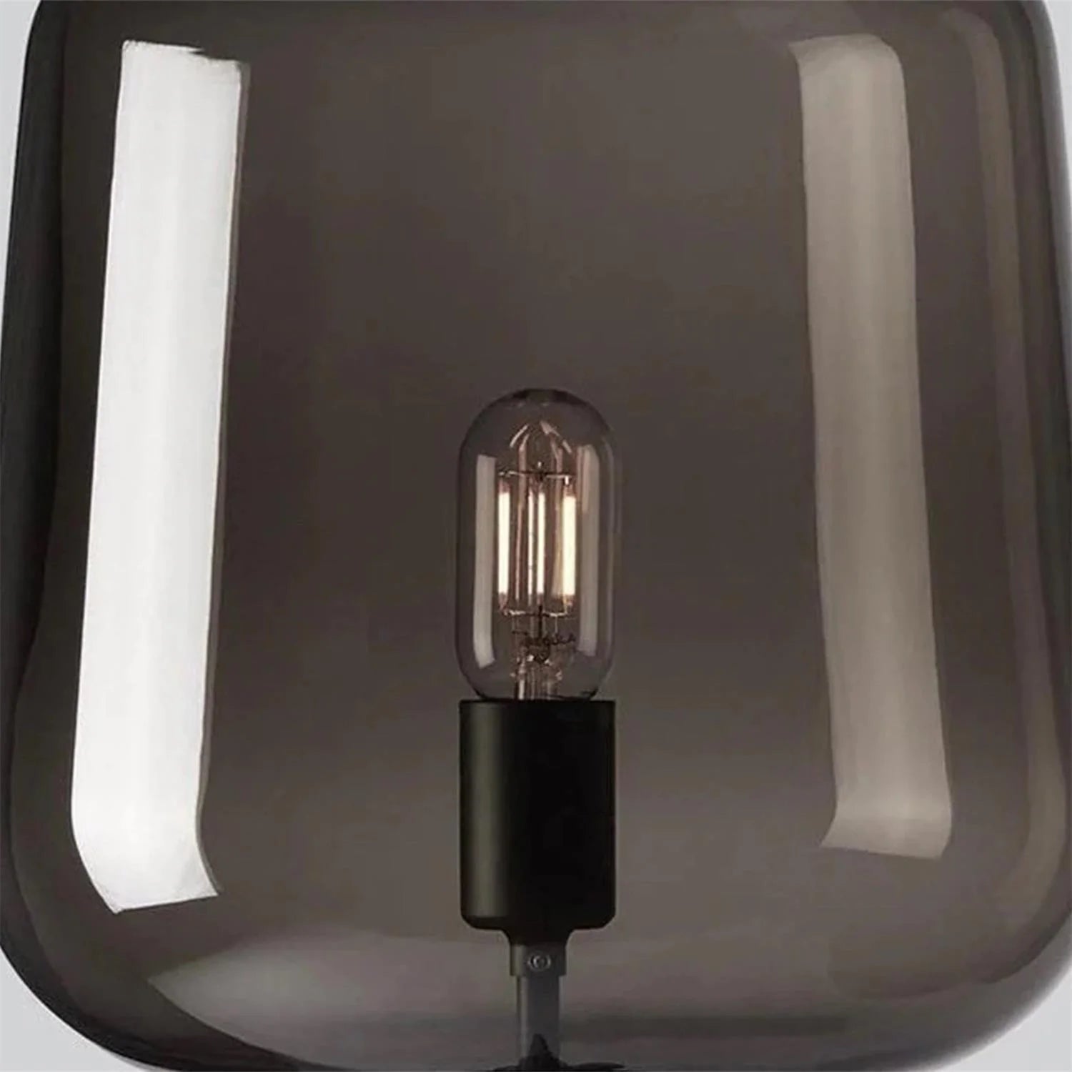 Teutonic Glass Table Lamp - Yiarolight