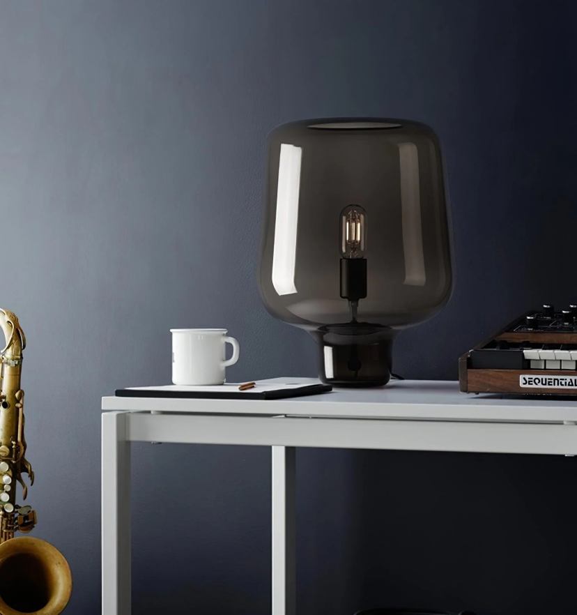 Teutonic Glass Table Lamp - Yiarolight