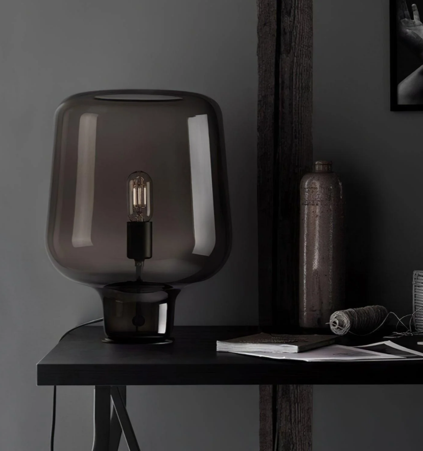 Teutonic Glass Table Lamp - Yiarolight