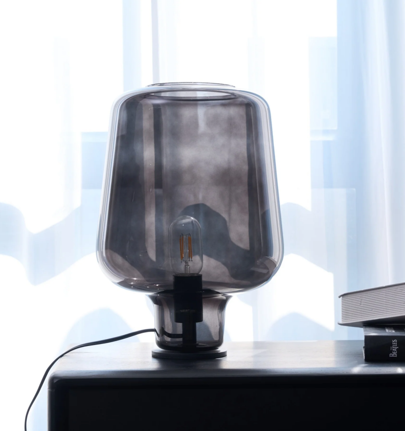 Teutonic Glass Table Lamp - Yiarolight