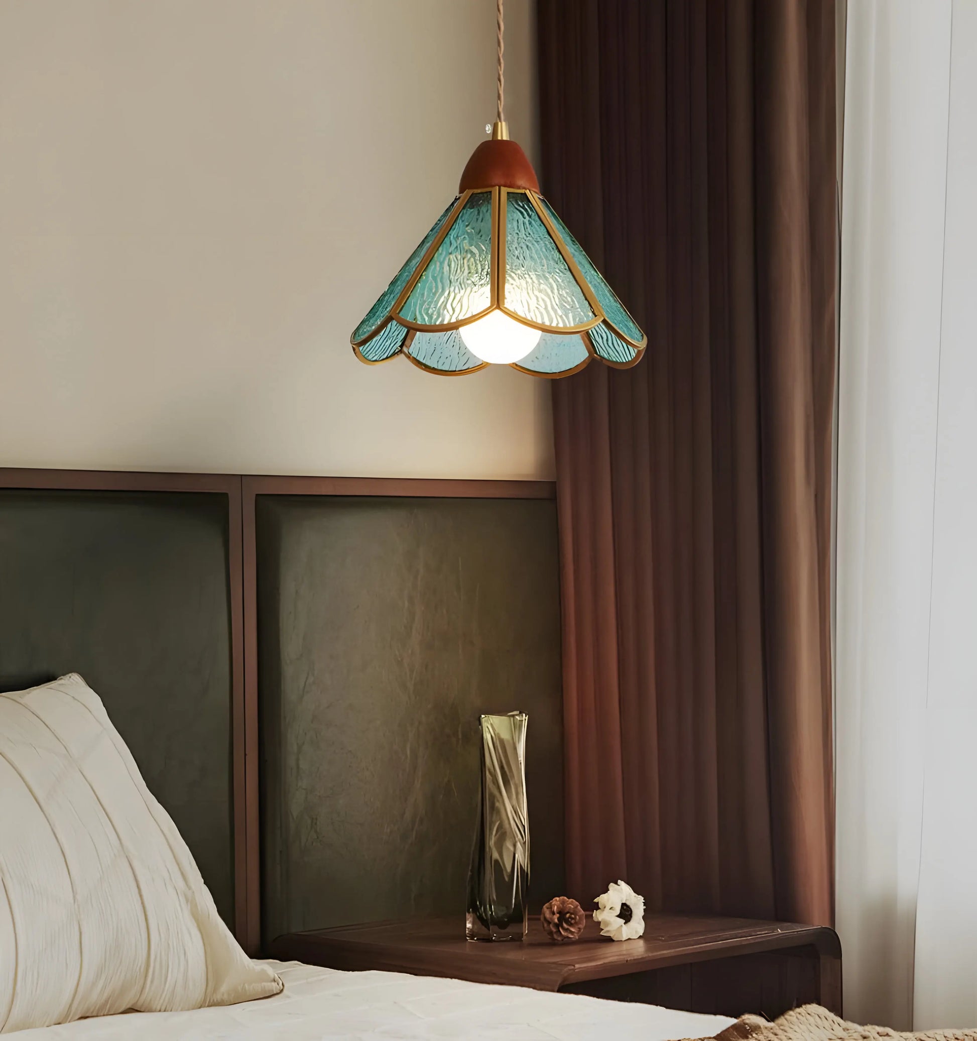 Tiffany Stained Glass Pendant Lamp - Yiarolight